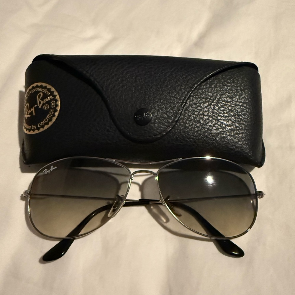 Ray-Ban Aviator Sunglasses